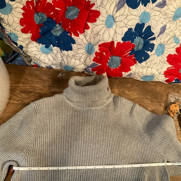 “LAUREN” RIBBED GREY LONG SLEEVED TURTLENECK. - Picture 13 of 14